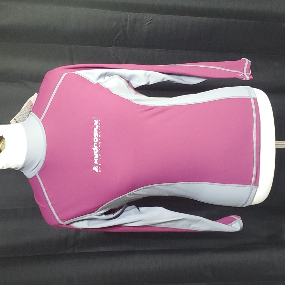 NWT NRS long-sleeved swim shirt